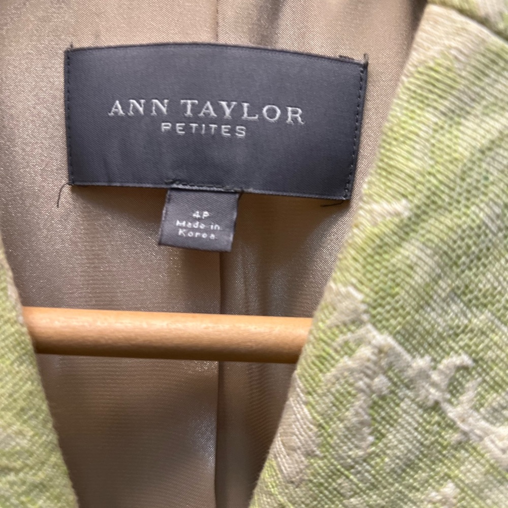Ann Taylor Damask Spring Jacket/Coat/Blazer